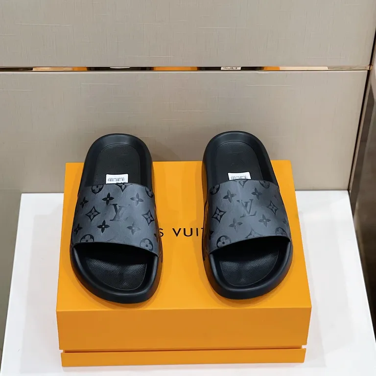 Louis Vuitton Shoe 